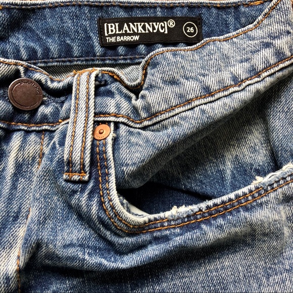 BLANK NYC Barrow Jean Shorts in Earth Blues - Picture 7 of 8